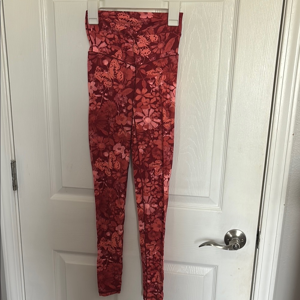 Aerie Red Floral Leggings